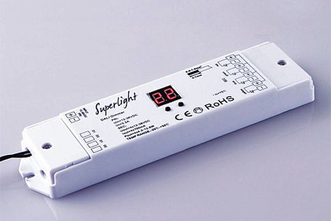 Dali LED lighting controller by Superlight