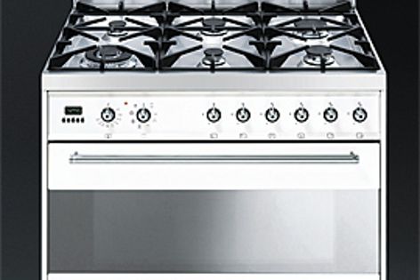 The Smeg C9 freestanding cooker is available in a white enamel finish.