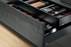 Blum LEGRABOX pure from Lincoln Sentry