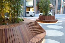 Custom planter seating by Mos Urban