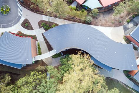 FreeForm panels accommodate the most complex roof configurations, including curved surfaces, allowing smooth transitions between roof planes and other building elements.